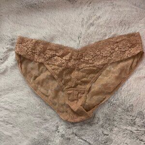 La Lingerie Lace Panty Cream Beige XL NWOT